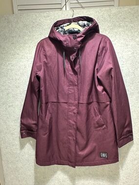 Women's Termit “Its All Ride” Hooded Rain Coat in Deep Burgundy